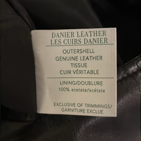 Danier women’s Vintage black Leather Pants, side zipper size 8 - Picture 9 of 9